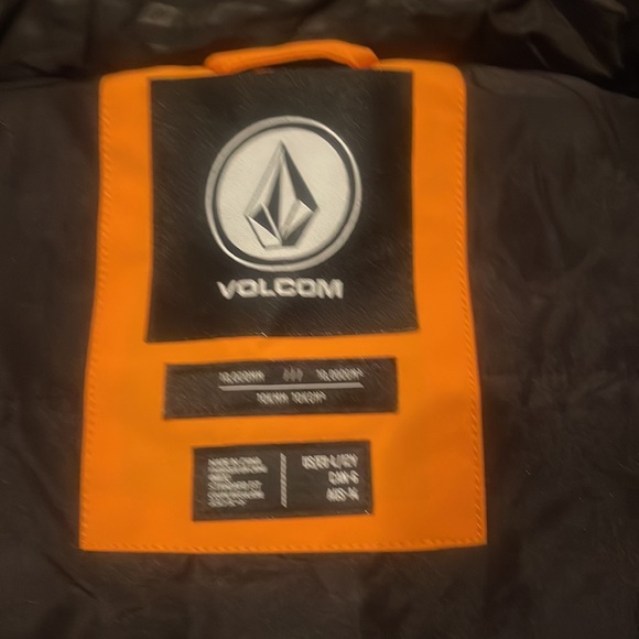Volcom Snow Jacket - Picture 6 of 7